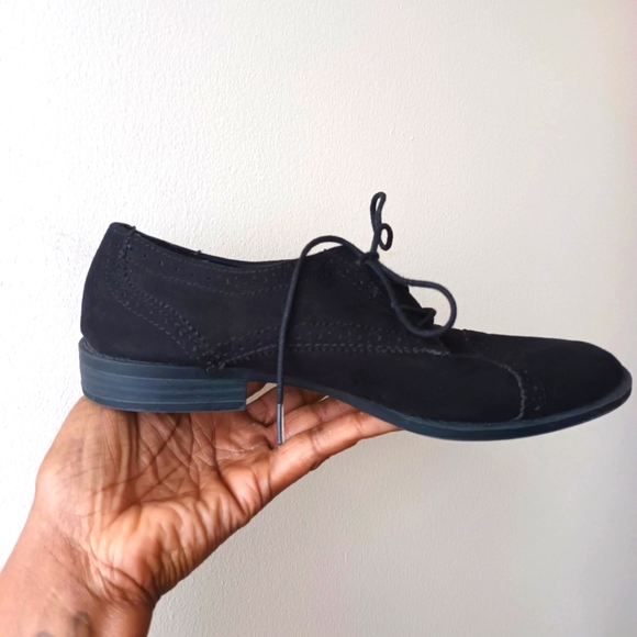 Old Navy Suede Shoes - Picture 8 of 10